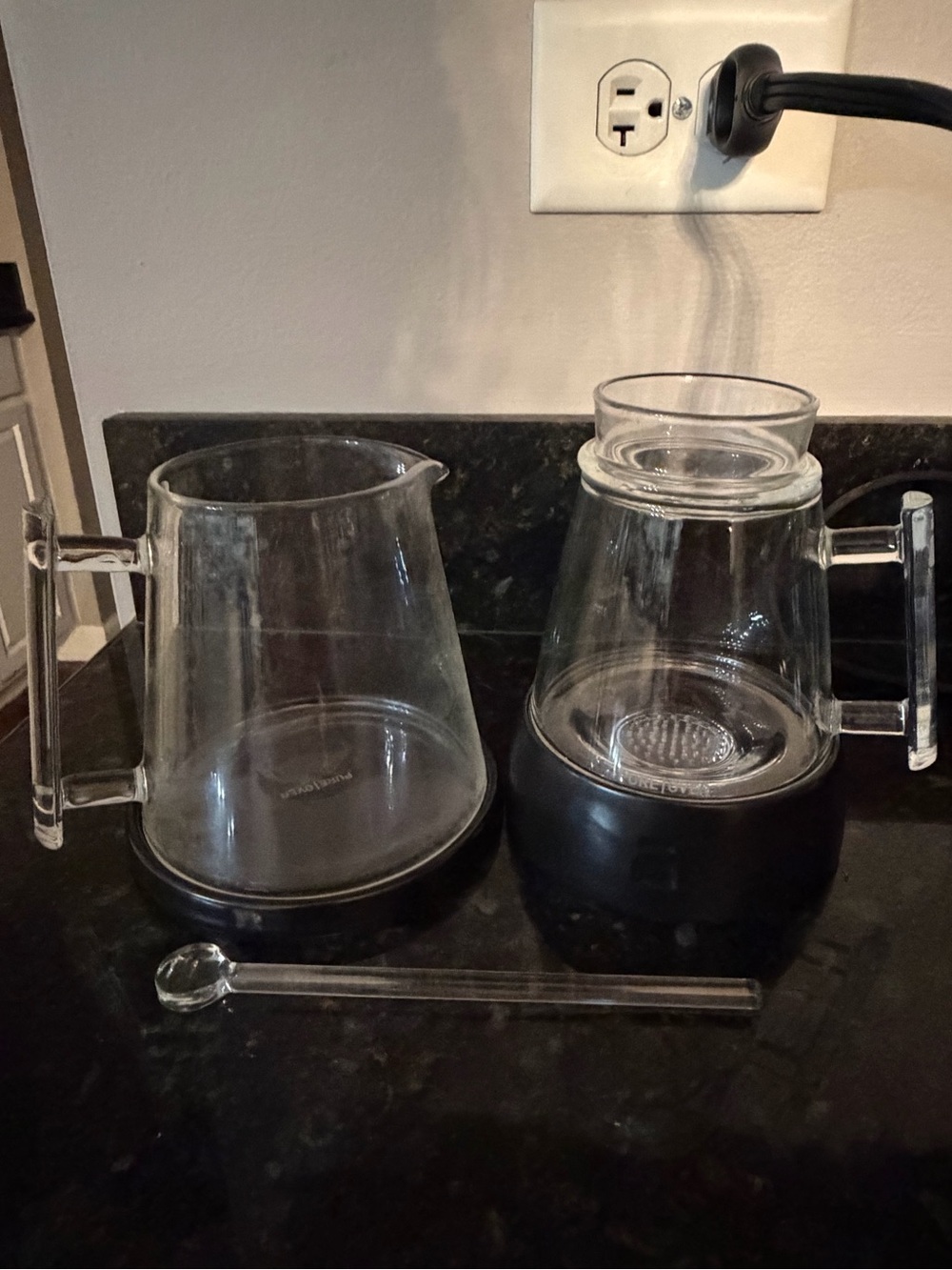 Glass Pure Over Coffee Brewer Set with Black Base